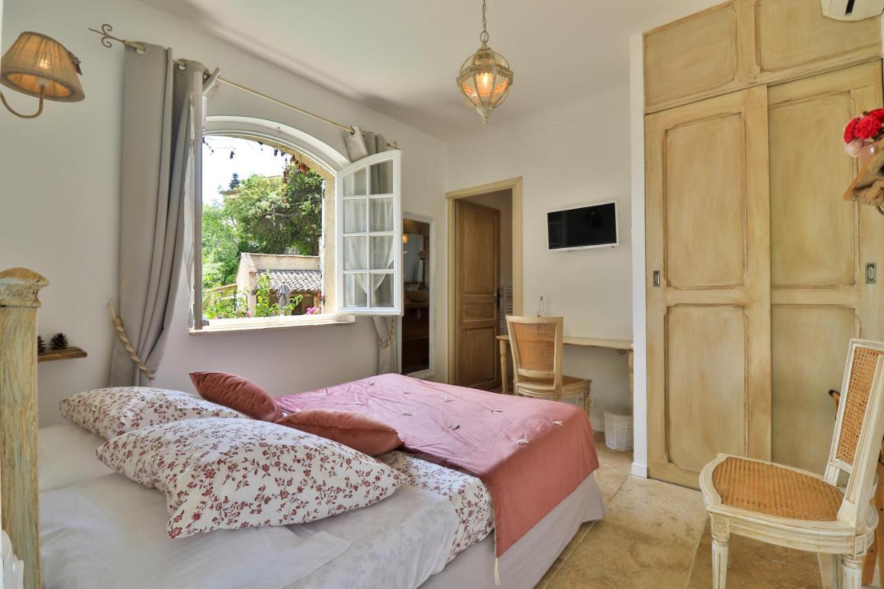 Bed and Breakfast Le Mazet De Tourrettes Exterior foto